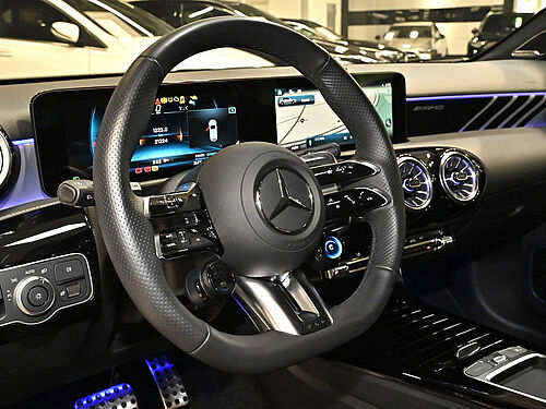 Braunschweig Mercedes-Benz A 35 Fahrzeugbild - 30