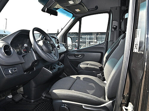 Braunschweig Mercedes-Benz Sprinter Fahrzeugbild - 12