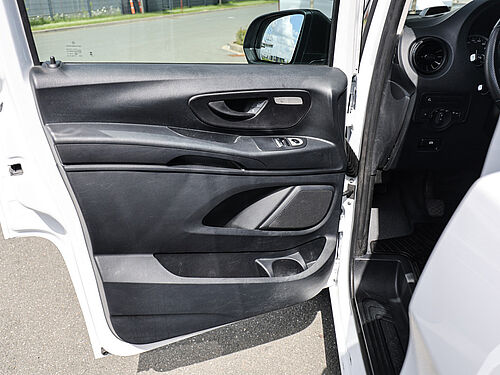 Paderborn NFZ Mercedes-Benz Vito Fahrzeugbild - 24