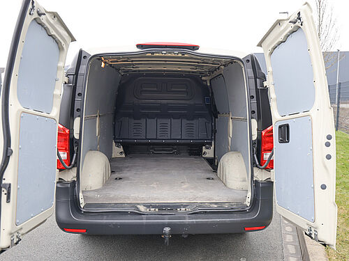 Paderborn NFZ Mercedes-Benz Vito Fahrzeugbild - 30