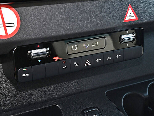 Braunschweig Mercedes-Benz Sprinter Fahrzeugbild - 15
