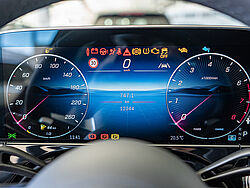 Menden Mercedes-Benz E 200 Fahrzeugbild - 15