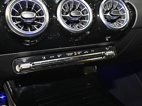 Braunschweig Mercedes-Benz A 35 Fahrzeugbild - 15