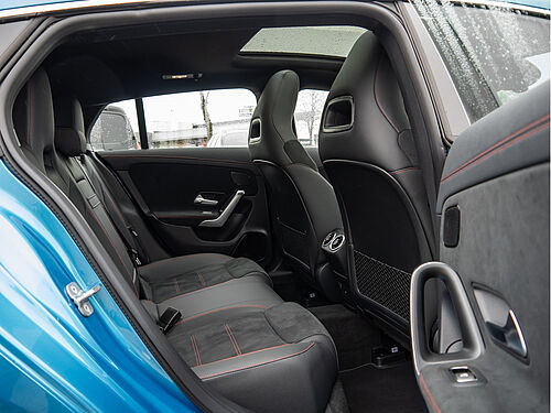 Goslar Mercedes-Benz CLA 250 Innenaufnahme