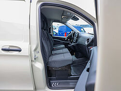 Paderborn NFZ Mercedes-Benz Vito Außenaufnahme Heckansicht