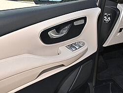 Braunschweig Mercedes-Benz 220 Fahrzeugbild - 27
