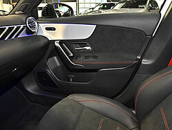 Braunschweig Mercedes-Benz A 35 Fahrzeugbild - 15