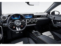 Arnsberg Mercedes-Benz A 45 Innenaufnahme Cockpit