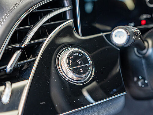 Menden Mercedes-Benz E 200 Fahrzeugbild - 21