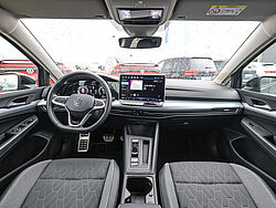 Menden Volkswagen Golf VIII Fahrzeugbild - 9