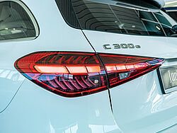 Menden Mercedes-Benz C 300 Fahrzeugbild - 18
