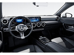 Braunschweig Mercedes-Benz A 180 Innenaufnahme Cockpit