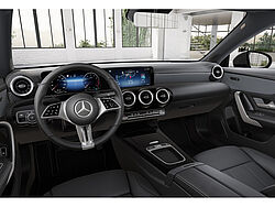 Goslar Mercedes-Benz CLA 180 Innenaufnahme Cockpit