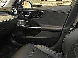 Braunschweig Mercedes-Benz C 300 Fahrzeugbild - 15