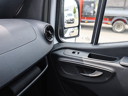 Paderborn NFZ Mercedes-Benz Sprinter Fahrzeugbild - 18